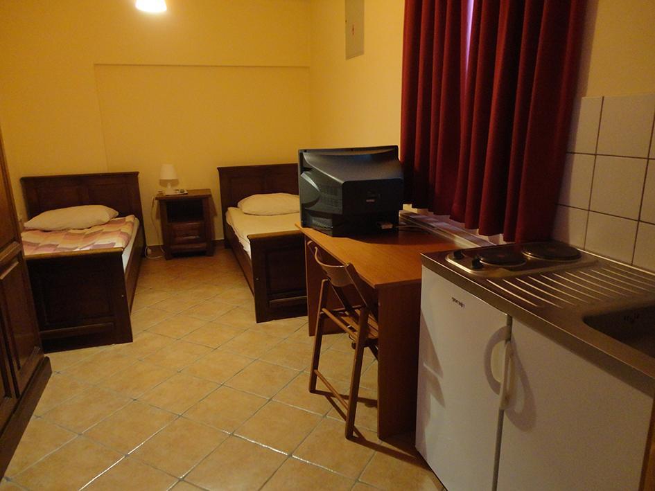 Prenociste "Magnus" Bed & Breakfast Slavonski Brod Ngoại thất bức ảnh