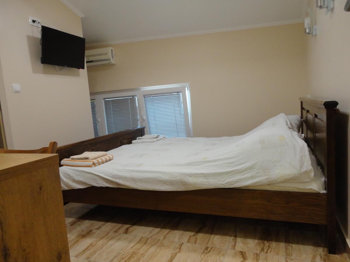 Prenociste "Magnus" Bed & Breakfast Slavonski Brod Ngoại thất bức ảnh