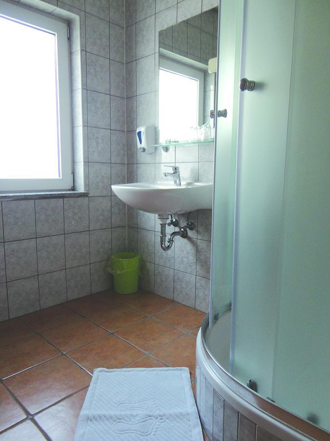 Prenociste "Magnus" Bed & Breakfast Slavonski Brod Ngoại thất bức ảnh
