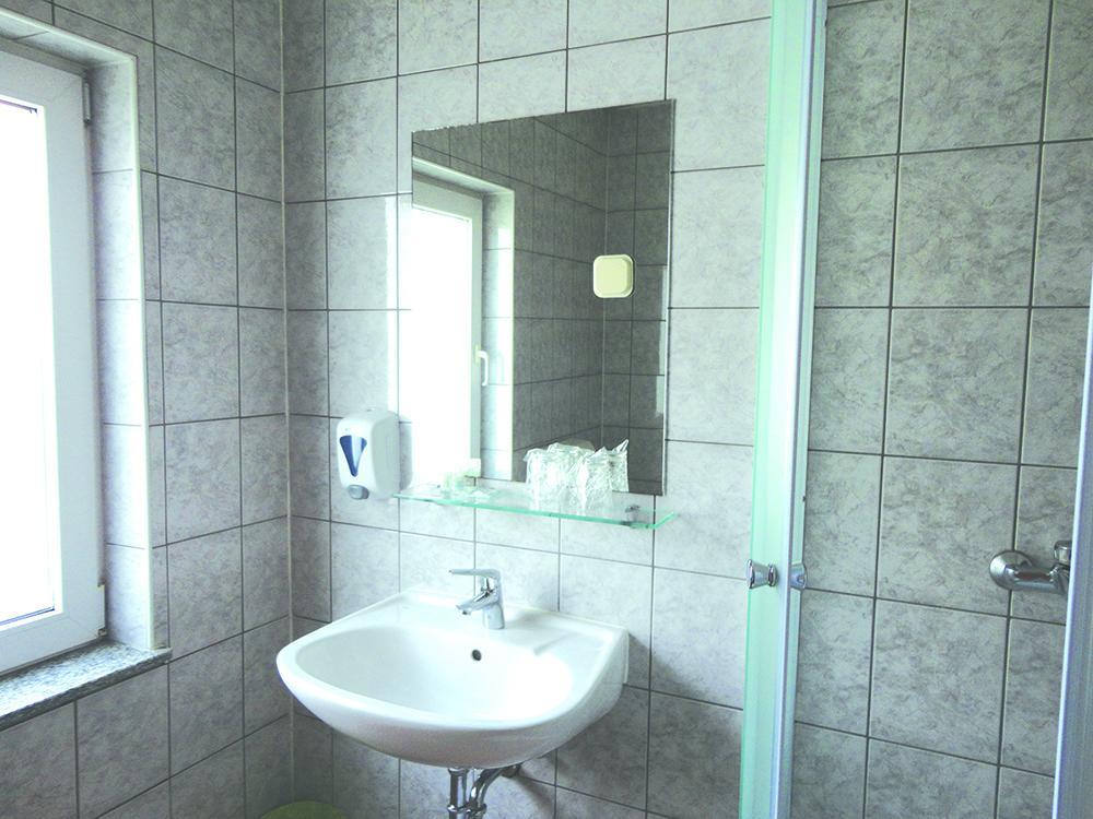 Prenociste "Magnus" Bed & Breakfast Slavonski Brod Ngoại thất bức ảnh
