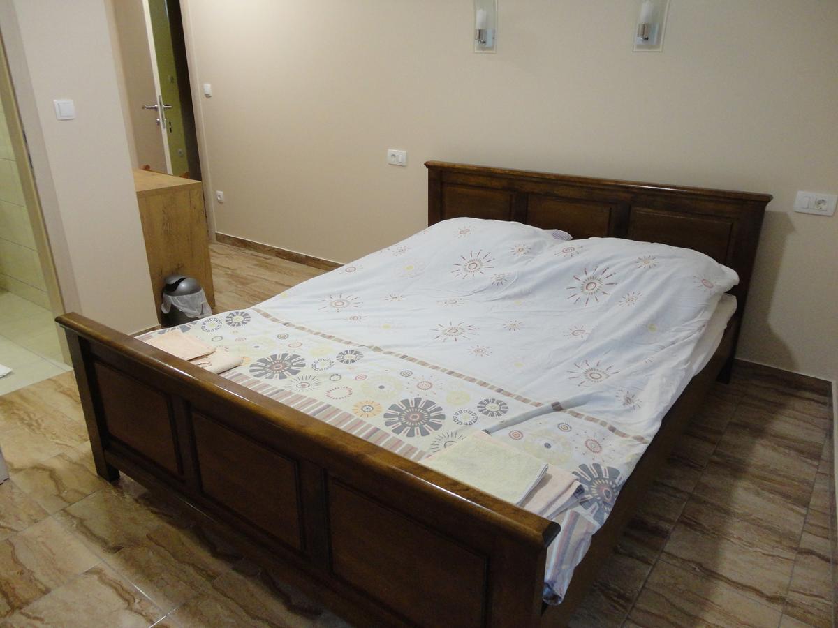 Prenociste "Magnus" Bed & Breakfast Slavonski Brod Ngoại thất bức ảnh