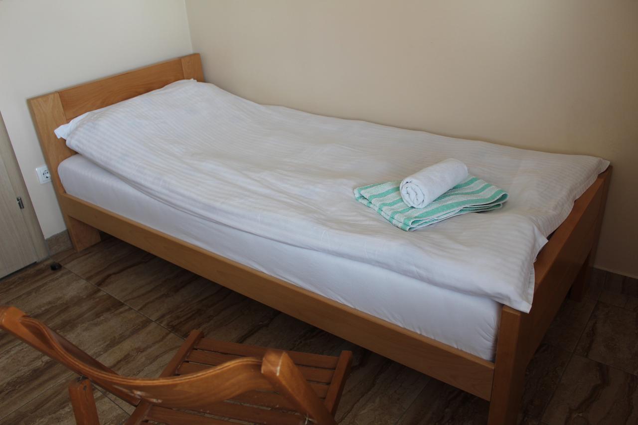 Prenociste "Magnus" Bed & Breakfast Slavonski Brod Ngoại thất bức ảnh