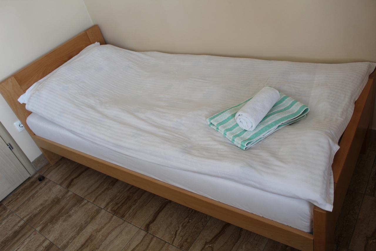 Prenociste "Magnus" Bed & Breakfast Slavonski Brod Ngoại thất bức ảnh