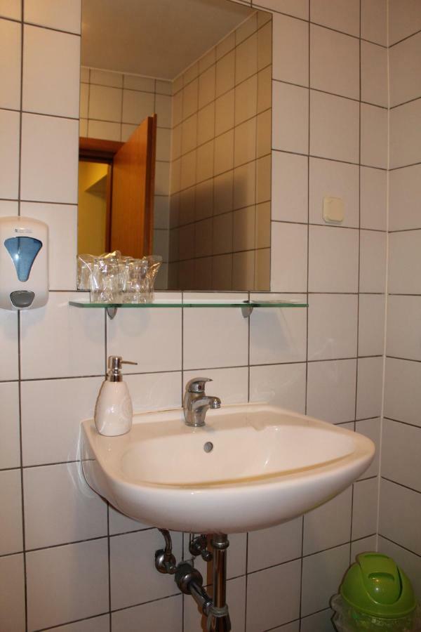 Prenociste "Magnus" Bed & Breakfast Slavonski Brod Ngoại thất bức ảnh