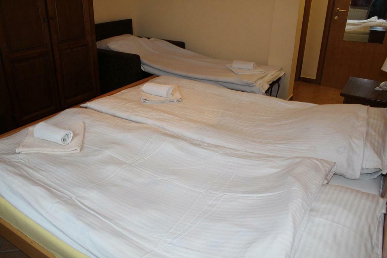 Prenociste "Magnus" Bed & Breakfast Slavonski Brod Ngoại thất bức ảnh