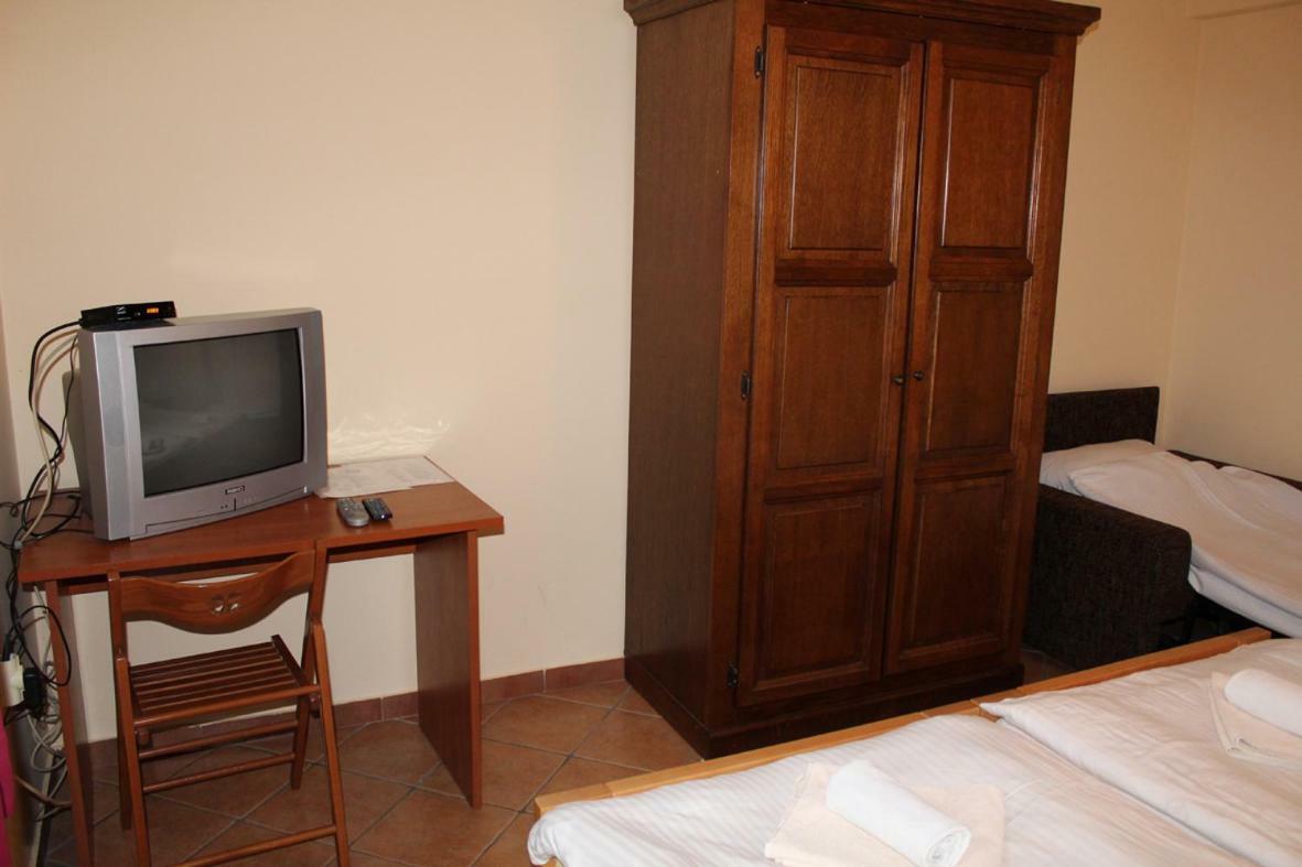 Prenociste "Magnus" Bed & Breakfast Slavonski Brod Ngoại thất bức ảnh
